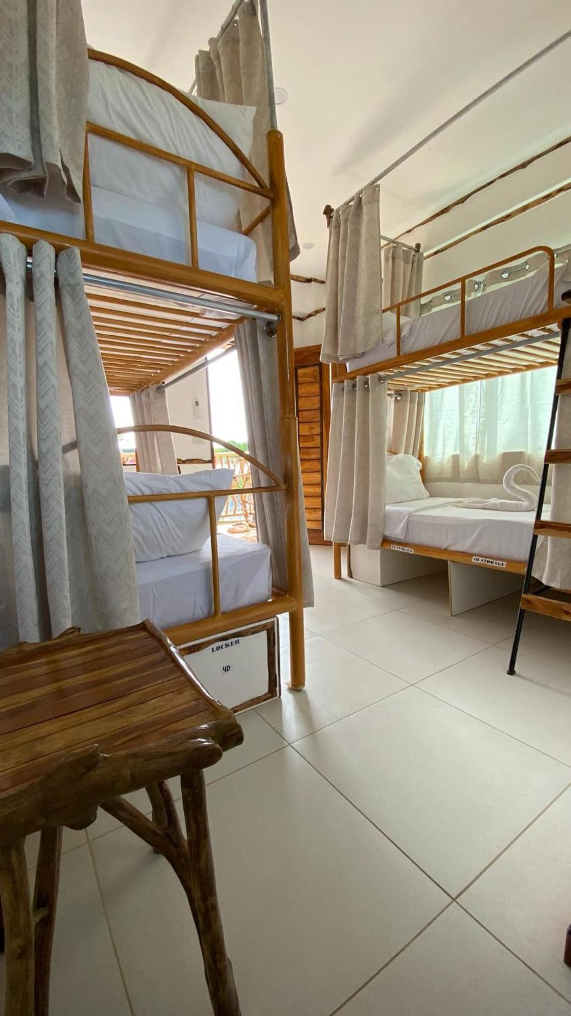 The Hat Trick Hostel Basdiot Kültér fotó