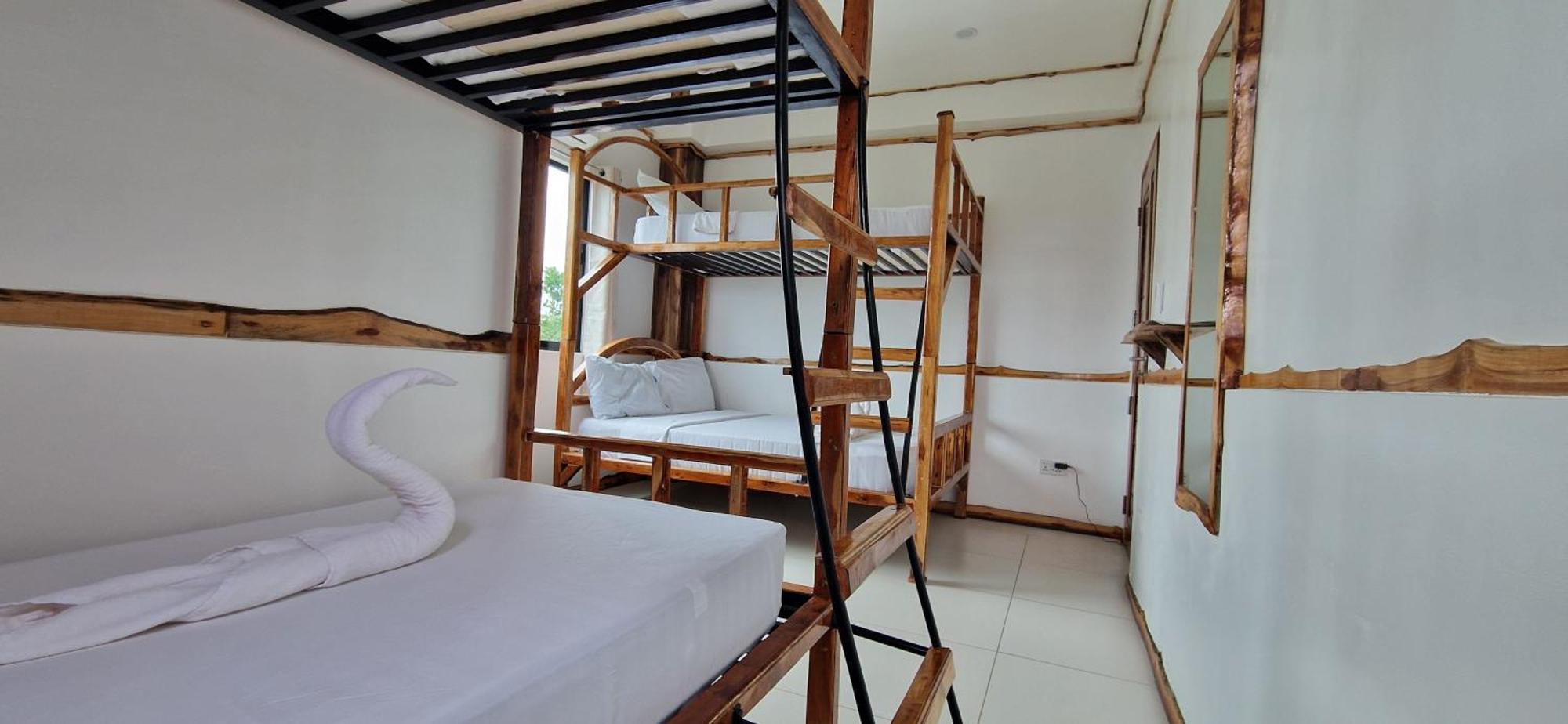 The Hat Trick Hostel Basdiot Kültér fotó