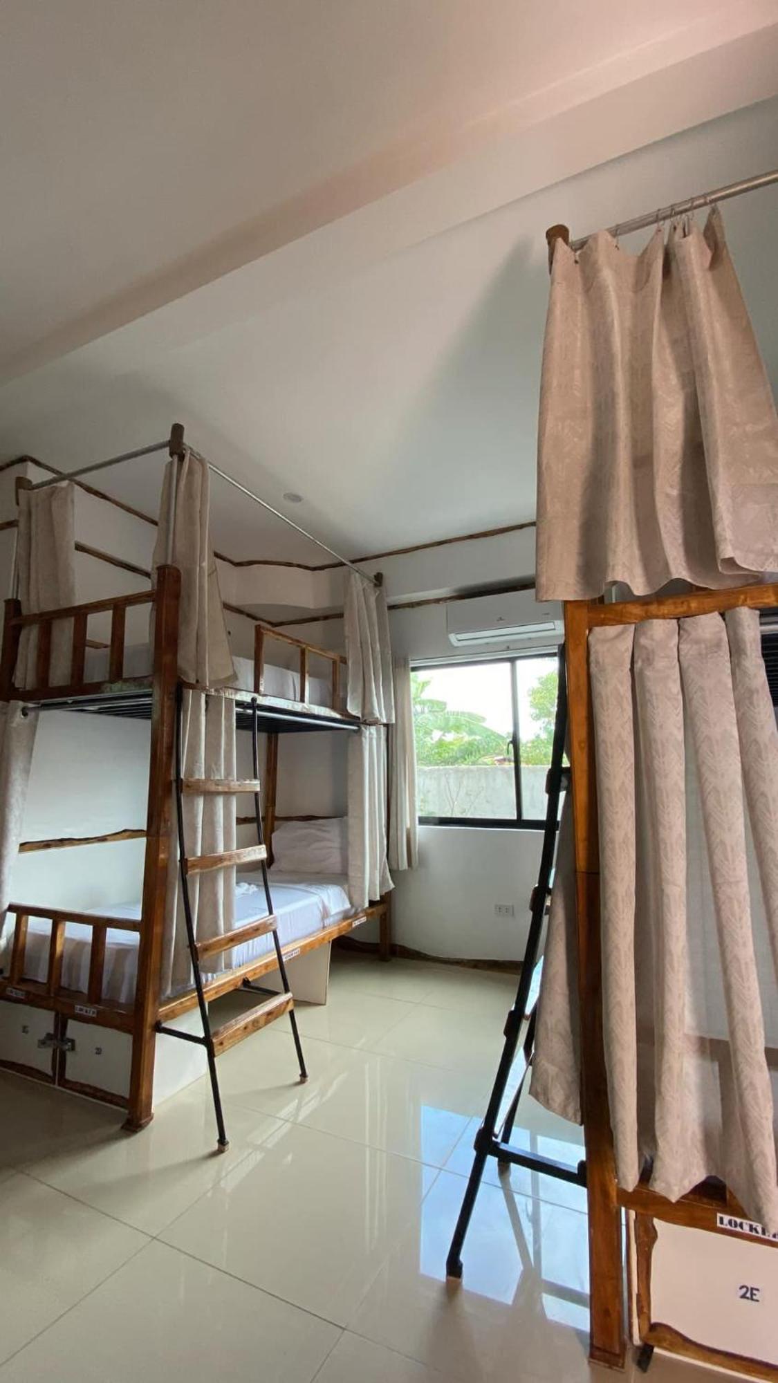 The Hat Trick Hostel Basdiot Kültér fotó