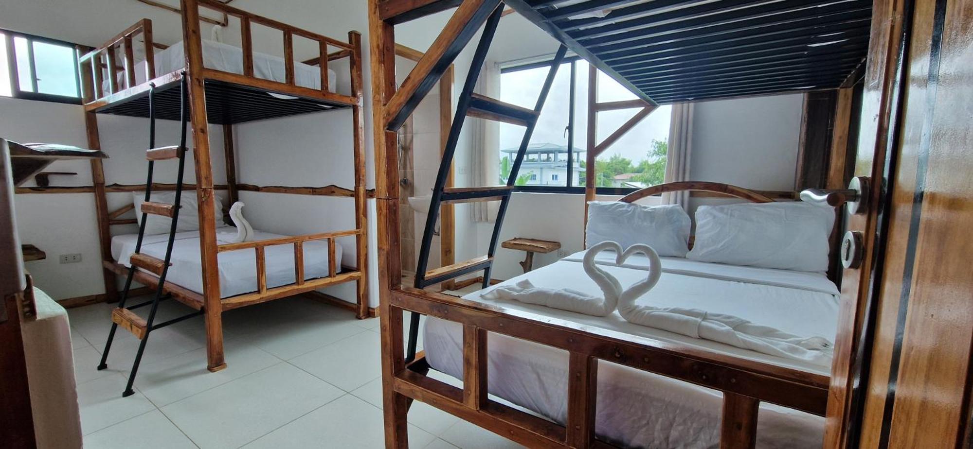 The Hat Trick Hostel Basdiot Kültér fotó